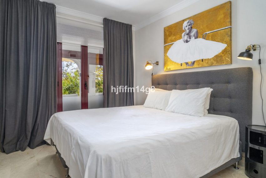 R5371969-Apartment-For-Sale-San-Pedro-de-Alcantara-Ground-Floor-Apartment-2-Beds-88-Built-12