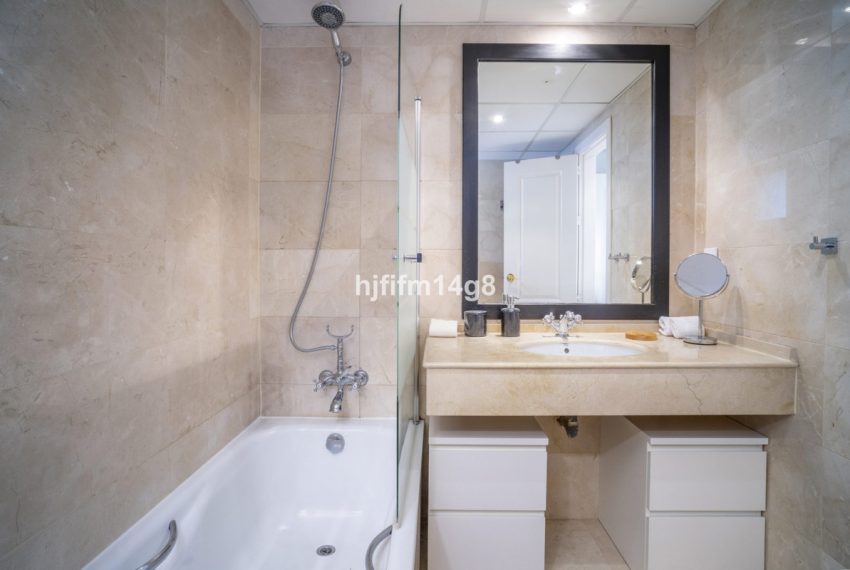 R5371969-Apartment-For-Sale-San-Pedro-de-Alcantara-Ground-Floor-Apartment-2-Beds-88-Built-14