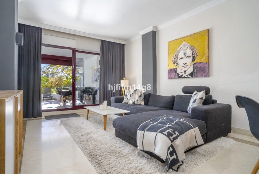 R5371969-Apartment-For-Sale-San-Pedro-de-Alcantara-Ground-Floor-Apartment-2-Beds-88-Built-4