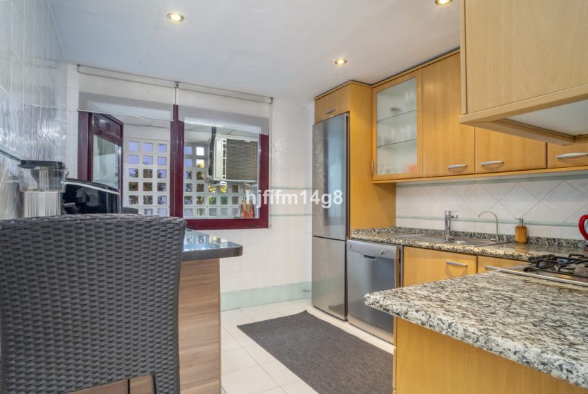 R5371969-Apartment-For-Sale-San-Pedro-de-Alcantara-Ground-Floor-Apartment-2-Beds-88-Built-8