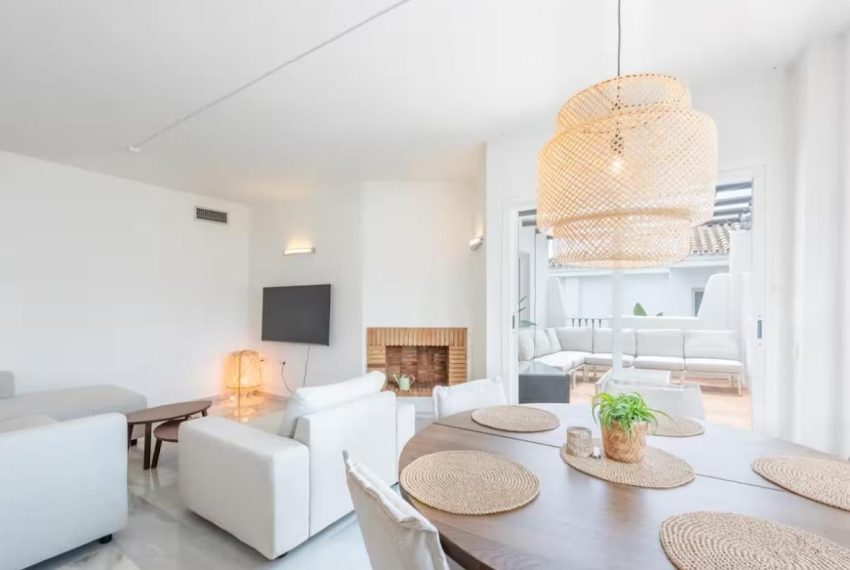 R5372083-Apartment-For-Sale-Nueva-Andalucia-Penthouse-1-Beds-85-Built-4
