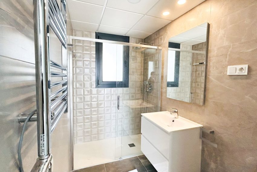 R5372626-Apartment-For-Sale-Estepona-Penthouse-3-Beds-135-Built-19