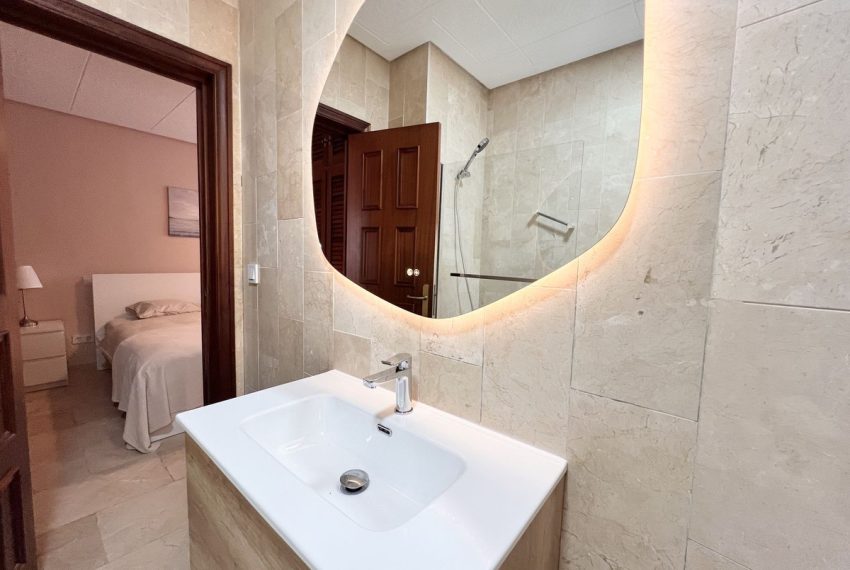R5372878-Apartment-For-Sale-Nueva-Andalucia-Ground-Floor-Apartment-3-Beds-107-Built-14