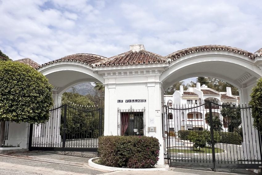 R5372878-Apartment-For-Sale-Nueva-Andalucia-Ground-Floor-Apartment-3-Beds-107-Built