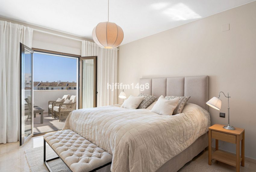 R5373124-Apartment-For-Sale-Nueva-Andalucia-Middle-Floor-Apartment-2-Beds-139-Built-10