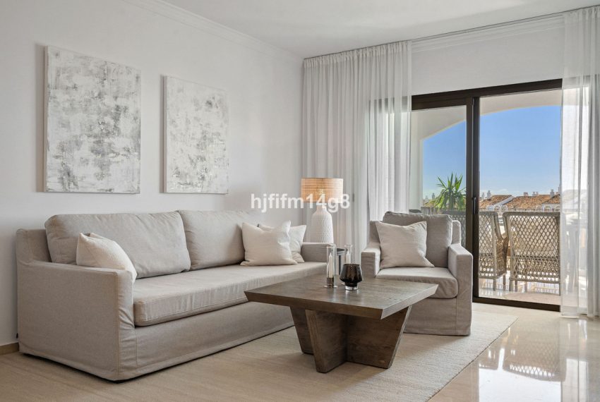 R5373124-Apartment-For-Sale-Nueva-Andalucia-Middle-Floor-Apartment-2-Beds-139-Built-3