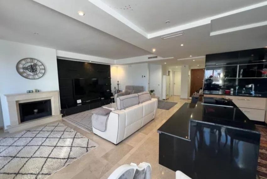 R5373712-Apartment-For-Sale-Nueva-Andalucia-Middle-Floor-Apartment-3-Beds-205-Built-1