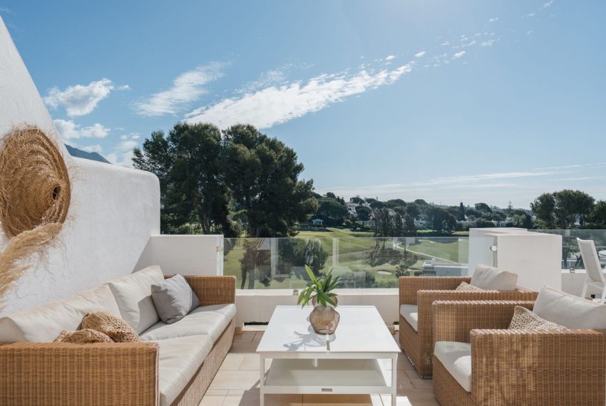 R5373757-Apartment-For-Sale-Nueva-Andalucia-Penthouse-2-Beds-113-Built-5