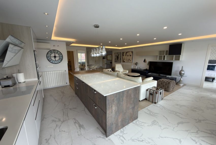 R5373826-Apartment-For-Sale-San-Pedro-de-Alcantara-Middle-Floor-Apartment-2-Beds-121-Built-4