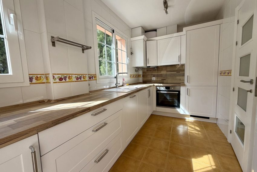 R5374057-Apartment-For-Sale-Nueva-Andalucia-Top-Floor-Apartment-3-Beds-132-Built-4