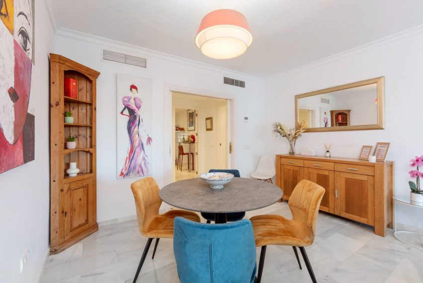 R5374591-Apartment-For-Sale-San-Pedro-de-Alcantara-Ground-Floor-Apartment-2-Beds-152-Built-1