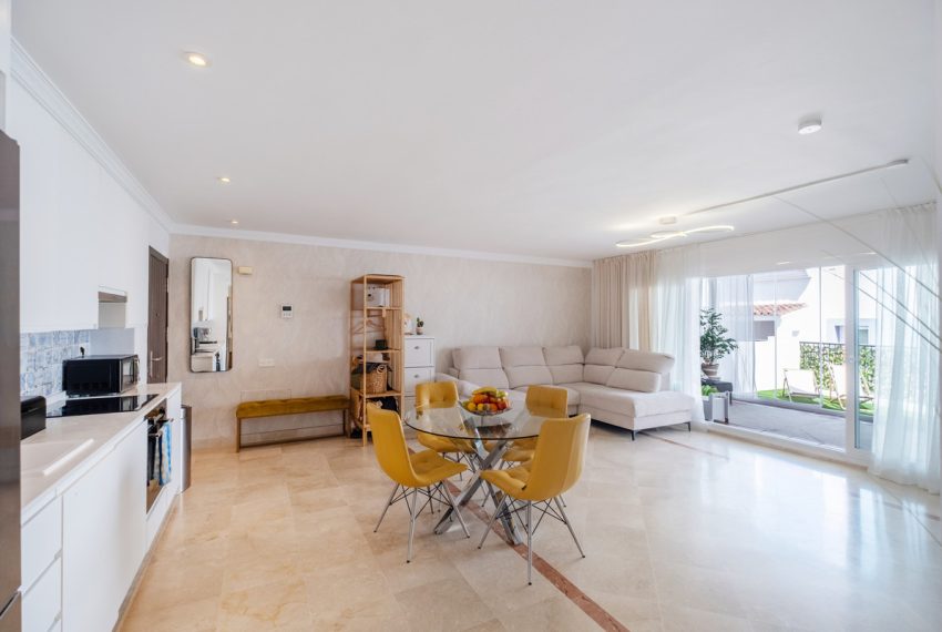 R5375053-Apartment-For-Sale-Benahavis-Ground-Floor-Apartment-3-Beds-120-Built-4