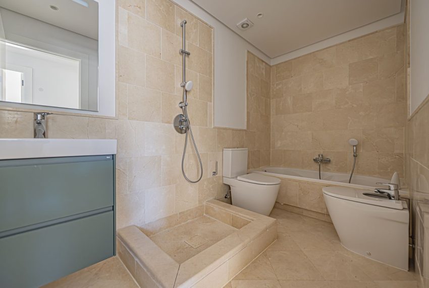 R5375785-Apartment-For-Sale-Nueva-Andalucia-Ground-Floor-Apartment-2-Beds-89-Built-12