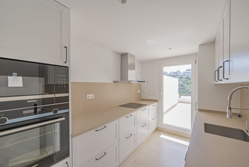 R5375785-Apartment-For-Sale-Nueva-Andalucia-Ground-Floor-Apartment-2-Beds-89-Built-15