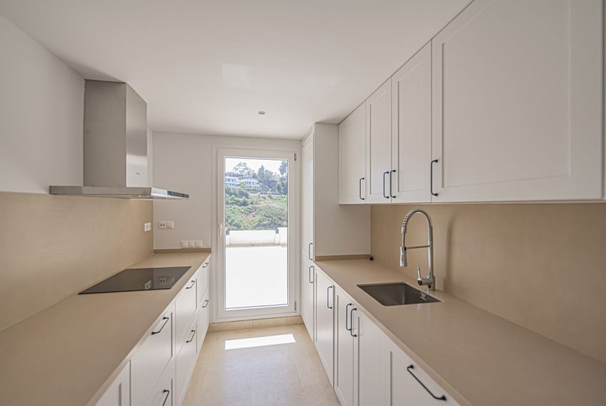 R5375785-Apartment-For-Sale-Nueva-Andalucia-Ground-Floor-Apartment-2-Beds-89-Built-9