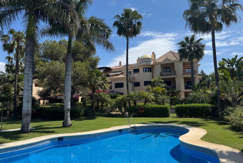 R5376028-Apartment-For-Sale-Puerto-Banus-Middle-Floor-Apartment-2-Beds-116-Built