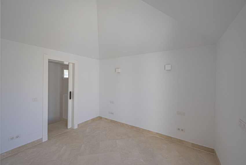 R5376055-Apartment-For-Sale-Nueva-Andalucia-Penthouse-2-Beds-105-Built-18