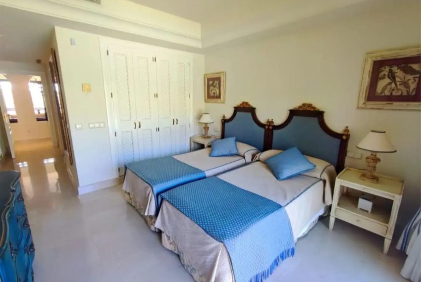 R5378023-Apartment-For-Sale-Nueva-Andalucia-Penthouse-Duplex-2-Beds-200-Built-11