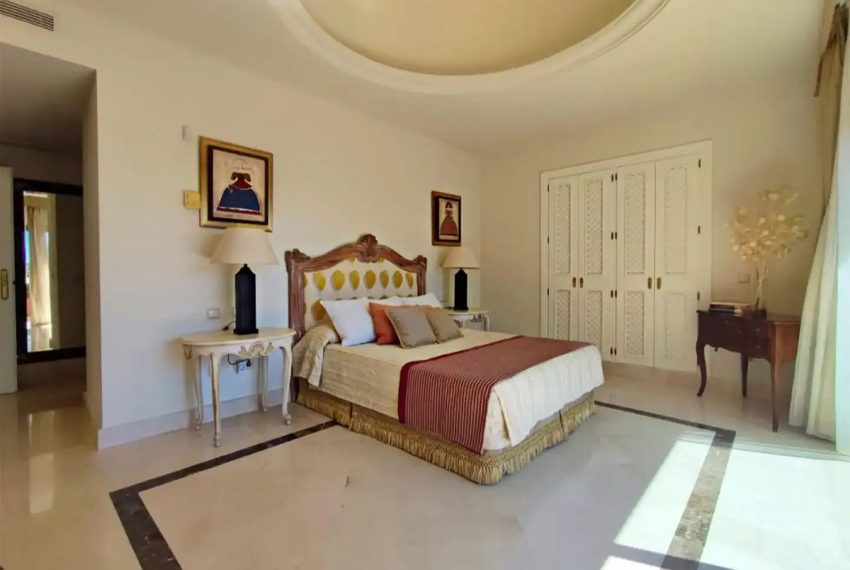 R5378023-Apartment-For-Sale-Nueva-Andalucia-Penthouse-Duplex-2-Beds-200-Built-12