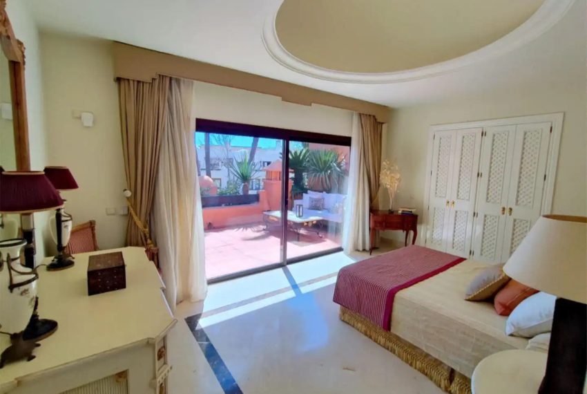 R5378023-Apartment-For-Sale-Nueva-Andalucia-Penthouse-Duplex-2-Beds-200-Built-13