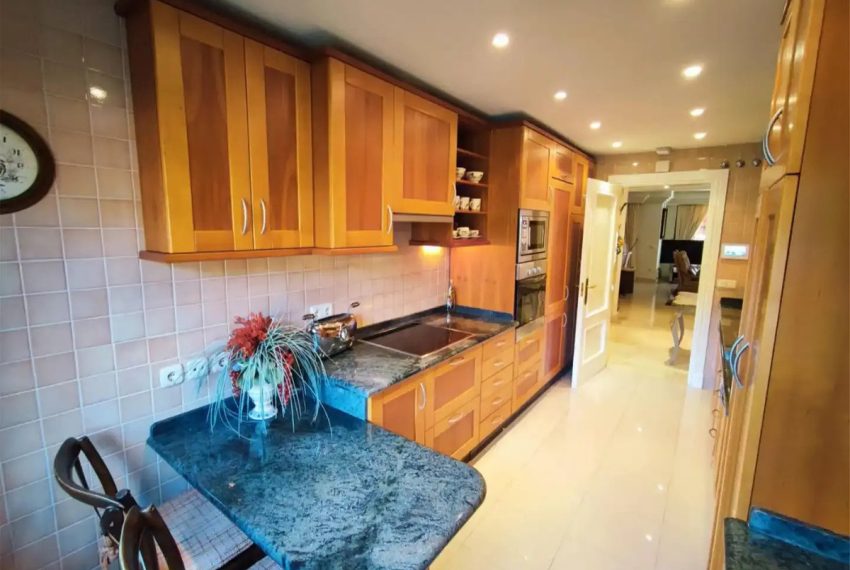 R5378023-Apartment-For-Sale-Nueva-Andalucia-Penthouse-Duplex-2-Beds-200-Built-9
