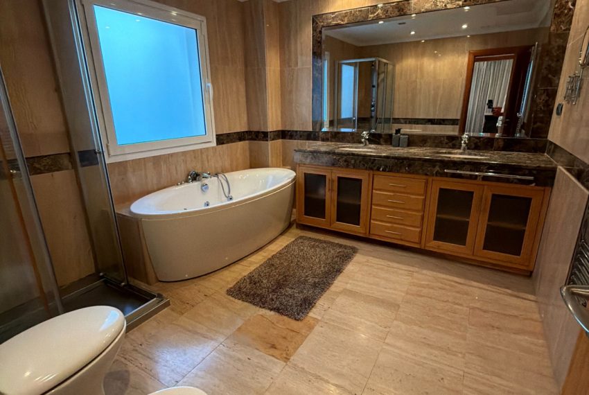 R5378149-Apartment-For-Sale-Puerto-Banus-Ground-Floor-Apartment-3-Beds-300-Built-14