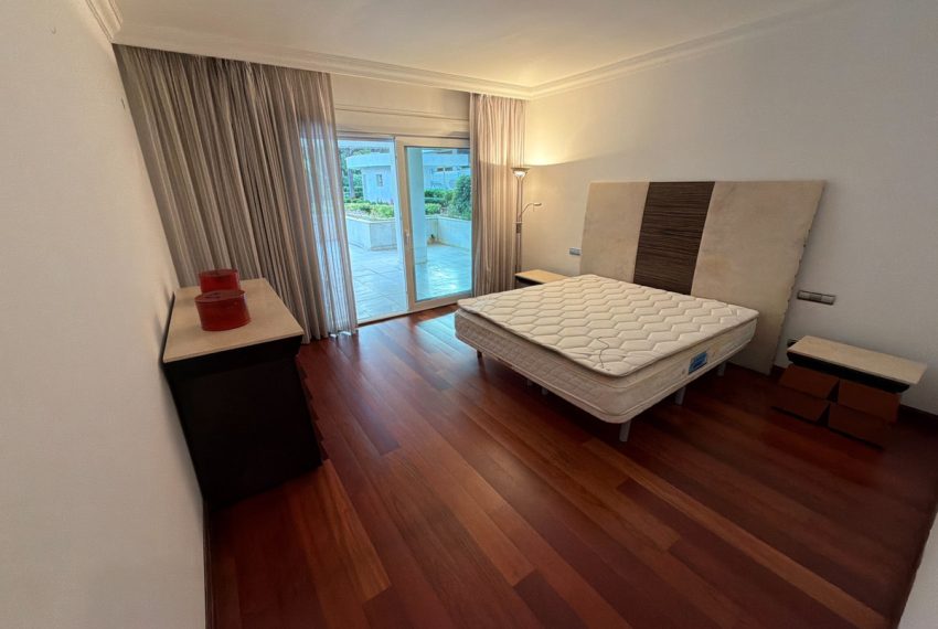 R5378149-Apartment-For-Sale-Puerto-Banus-Ground-Floor-Apartment-3-Beds-300-Built-9