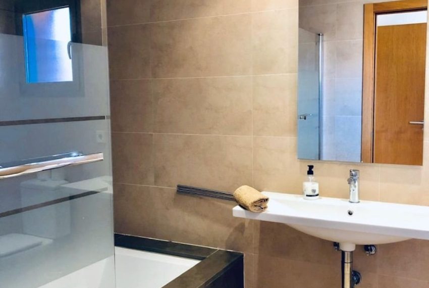 R5378746-Apartment-For-Sale-New-Golden-Mile-Penthouse-2-Beds-99-Built-14