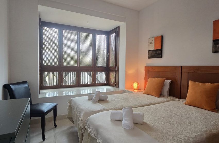 R5378746-Apartment-For-Sale-New-Golden-Mile-Penthouse-2-Beds-99-Built-2