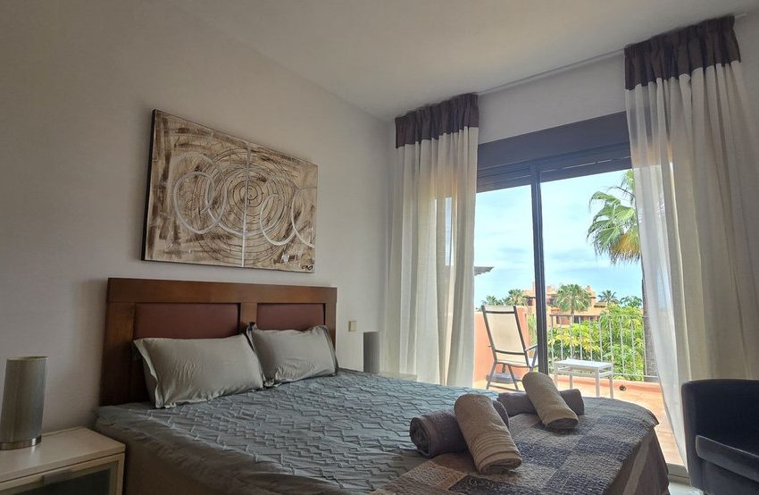 R5378746-Apartment-For-Sale-New-Golden-Mile-Penthouse-2-Beds-99-Built-7