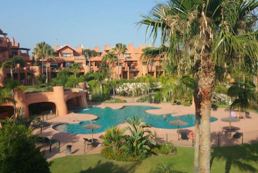 R5378746-Apartment-For-Sale-New-Golden-Mile-Penthouse-2-Beds-99-Built-9