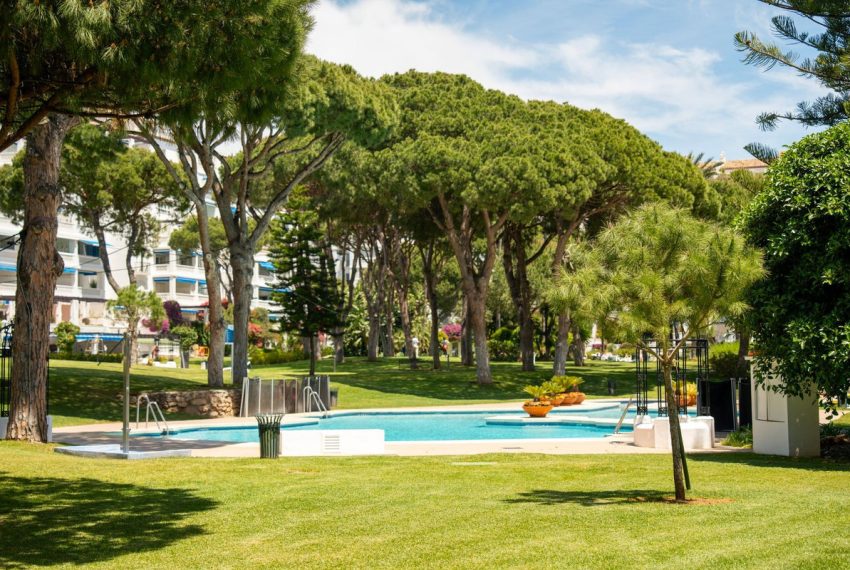 R5378884-Apartment-For-Sale-Puerto-Banus-Middle-Floor-Apartment-4-Beds-256-Built-4