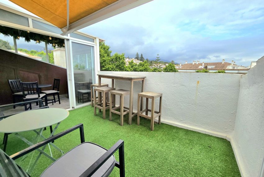 R5378989-Apartment-For-Sale-The-Golden-Mile-Top-Floor-Apartment-1-Beds-56-Built-7