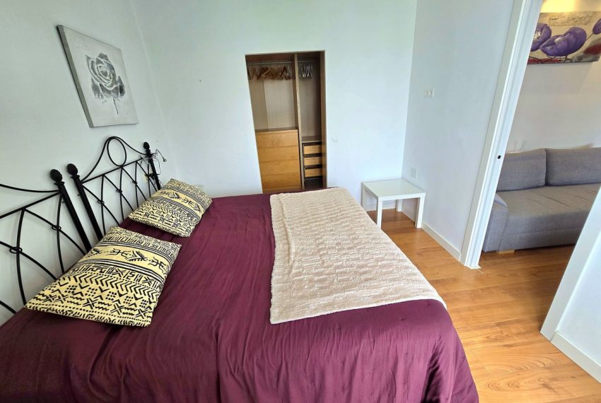 R5378989-Apartment-For-Sale-The-Golden-Mile-Top-Floor-Apartment-1-Beds-56-Built-8