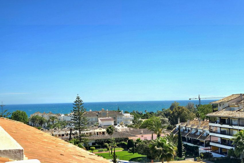 R5379013-Apartment-For-Sale-The-Golden-Mile-Top-Floor-Apartment-1-Beds-50-Built-6