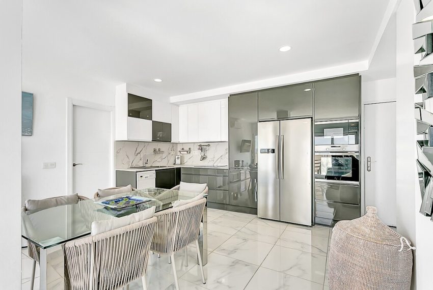 R5380264-Apartment-For-Sale-Marbella-Middle-Floor-Apartment-2-Beds-96-Built-8