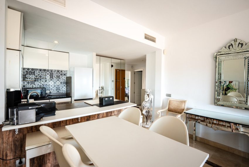 R5382268-Apartment-For-Sale-Benahavis-Penthouse-2-Beds-176-Built-8