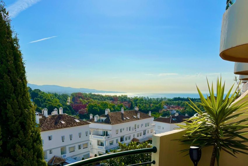 R5382583-Apartment-For-Sale-Nueva-Andalucia-Middle-Floor-Apartment-3-Beds-90-Built