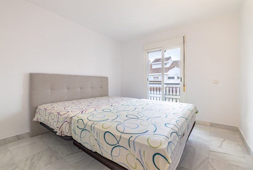 R5383741-House-For-Sale-Nueva-Andalucia-Townhouse-2-Beds-149-Built-13
