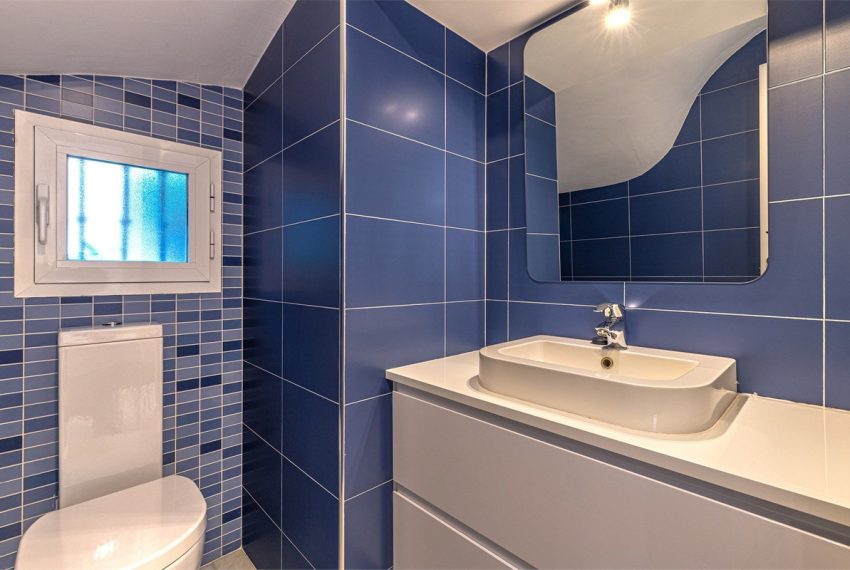 R5383741-House-For-Sale-Nueva-Andalucia-Townhouse-2-Beds-149-Built-17