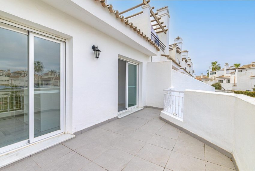 R5383741-House-For-Sale-Nueva-Andalucia-Townhouse-2-Beds-149-Built-6
