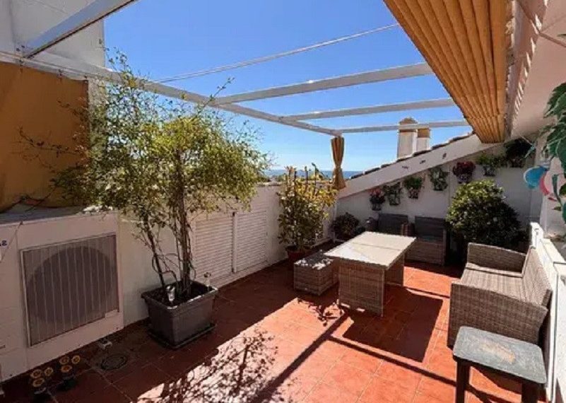 R5384002-Apartment-For-Sale-The-Golden-Mile-Duplex-4-Beds-152-Built-1