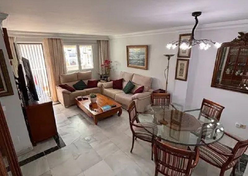 R5384002-Apartment-For-Sale-The-Golden-Mile-Duplex-4-Beds-152-Built-5