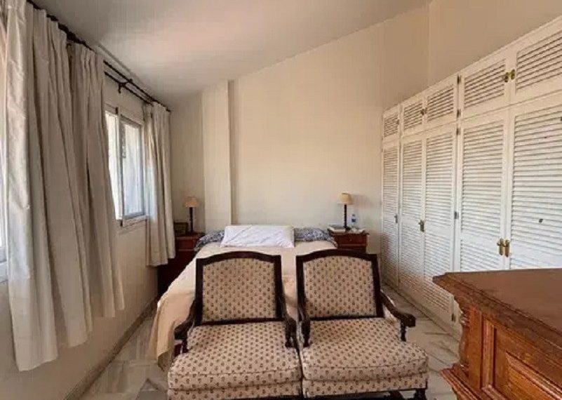 R5384002-Apartment-For-Sale-The-Golden-Mile-Duplex-4-Beds-152-Built-7
