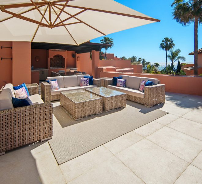 R5384053-Image 1-Penthouse Duplex - 3 Beds - 252 Built