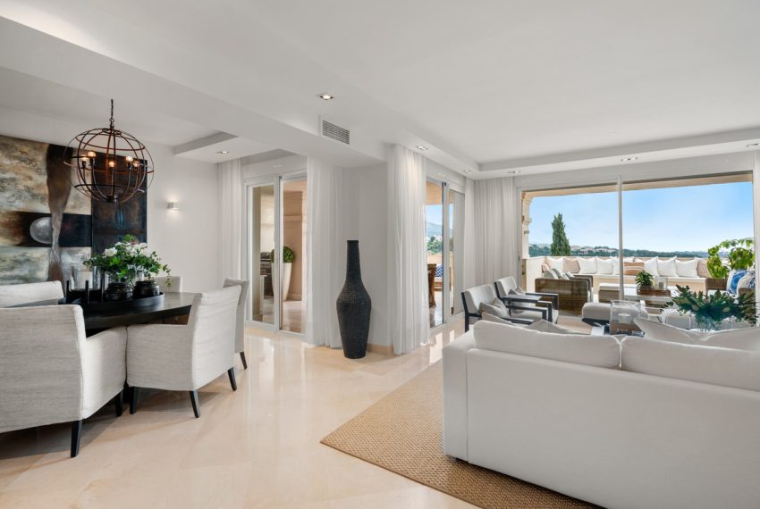 R5384059-Apartment-For-Sale-Nueva-Andalucia-Middle-Floor-Apartment-3-Beds-300-Built-12