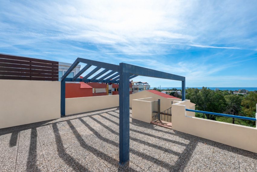 R5384113-Apartment-For-Sale-El-Paraiso-Penthouse-2-Beds-138-Built-1