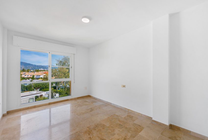 R5384113-Apartment-For-Sale-El-Paraiso-Penthouse-2-Beds-138-Built-13