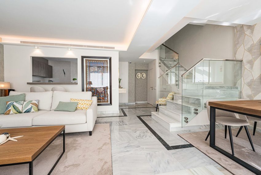 R5384260-Apartment-For-Sale-Marbella-Penthouse-Duplex-2-Beds-155-Built-1