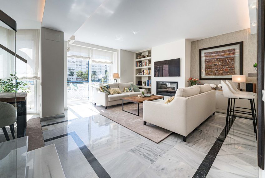 R5384260-Apartment-For-Sale-Marbella-Penthouse-Duplex-2-Beds-155-Built-3